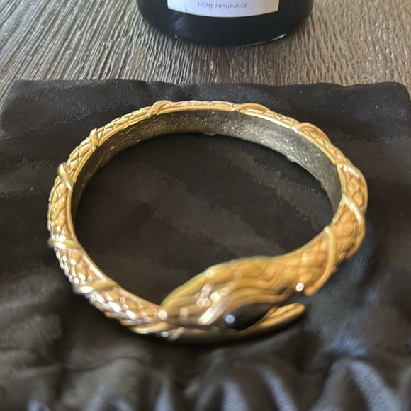 Roberto Cavalli. Cleopatra bracelet, gold plated. - Picture 3 of 4